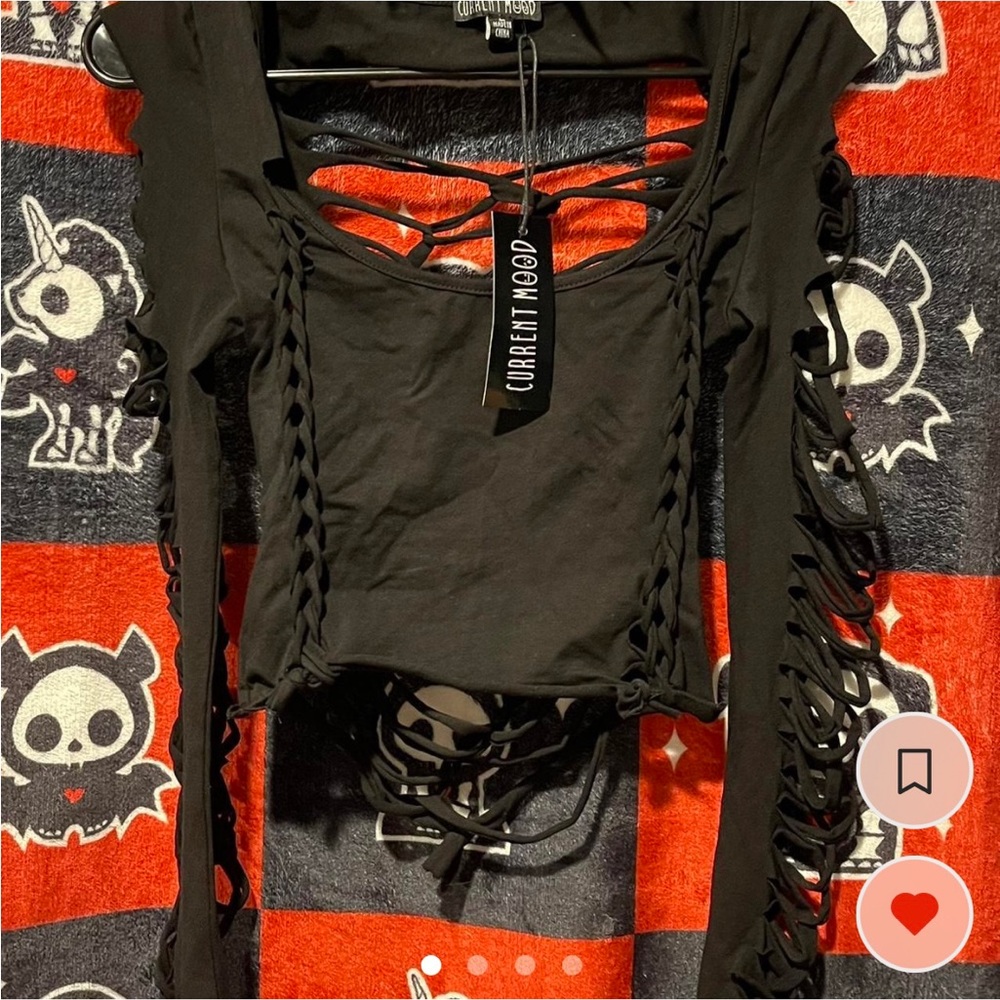 DOLLSKILL SET BRAND NEW WITH Tag selling both bottom and top !!’